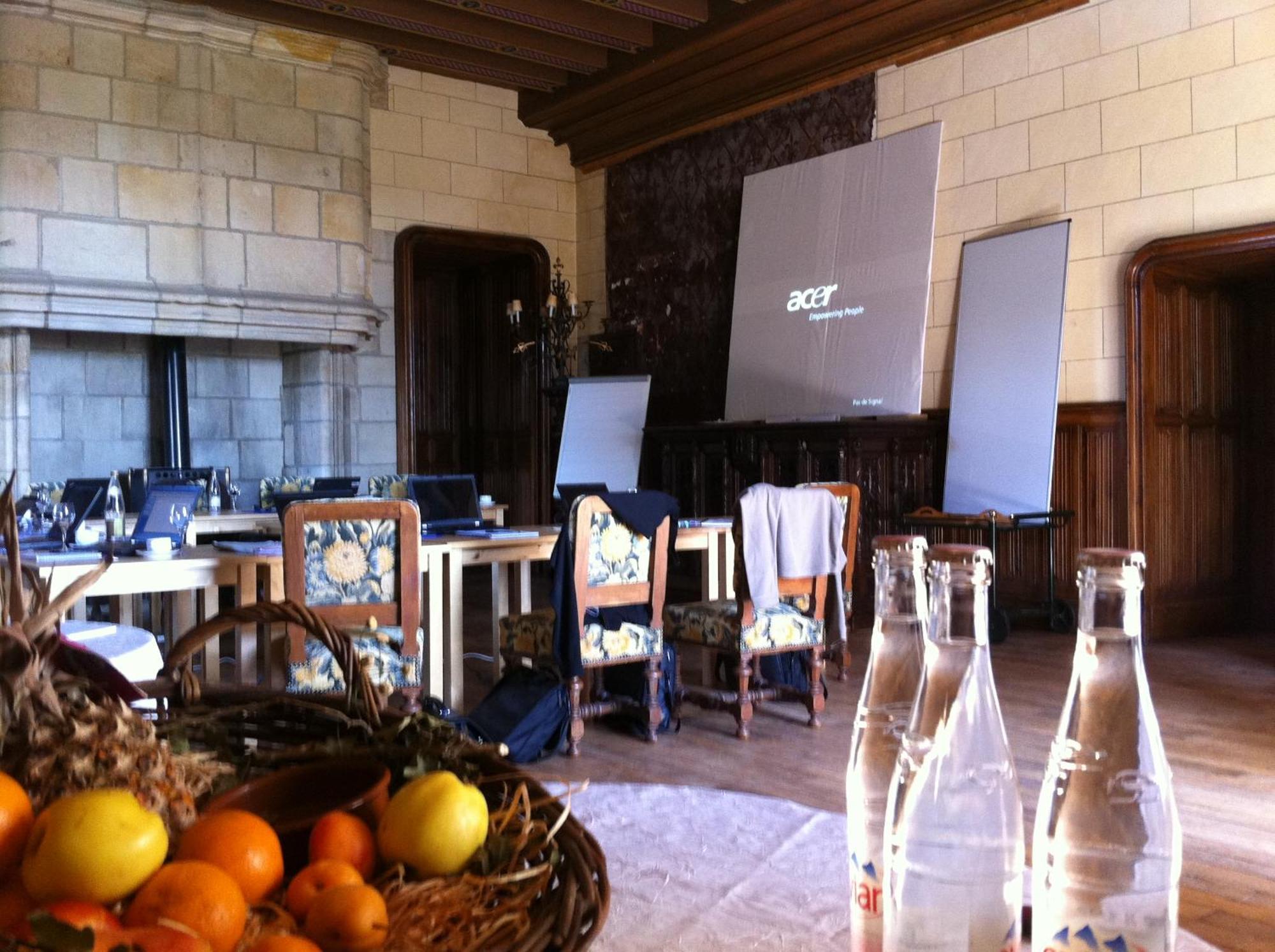 Chateau De Busset Esterno foto