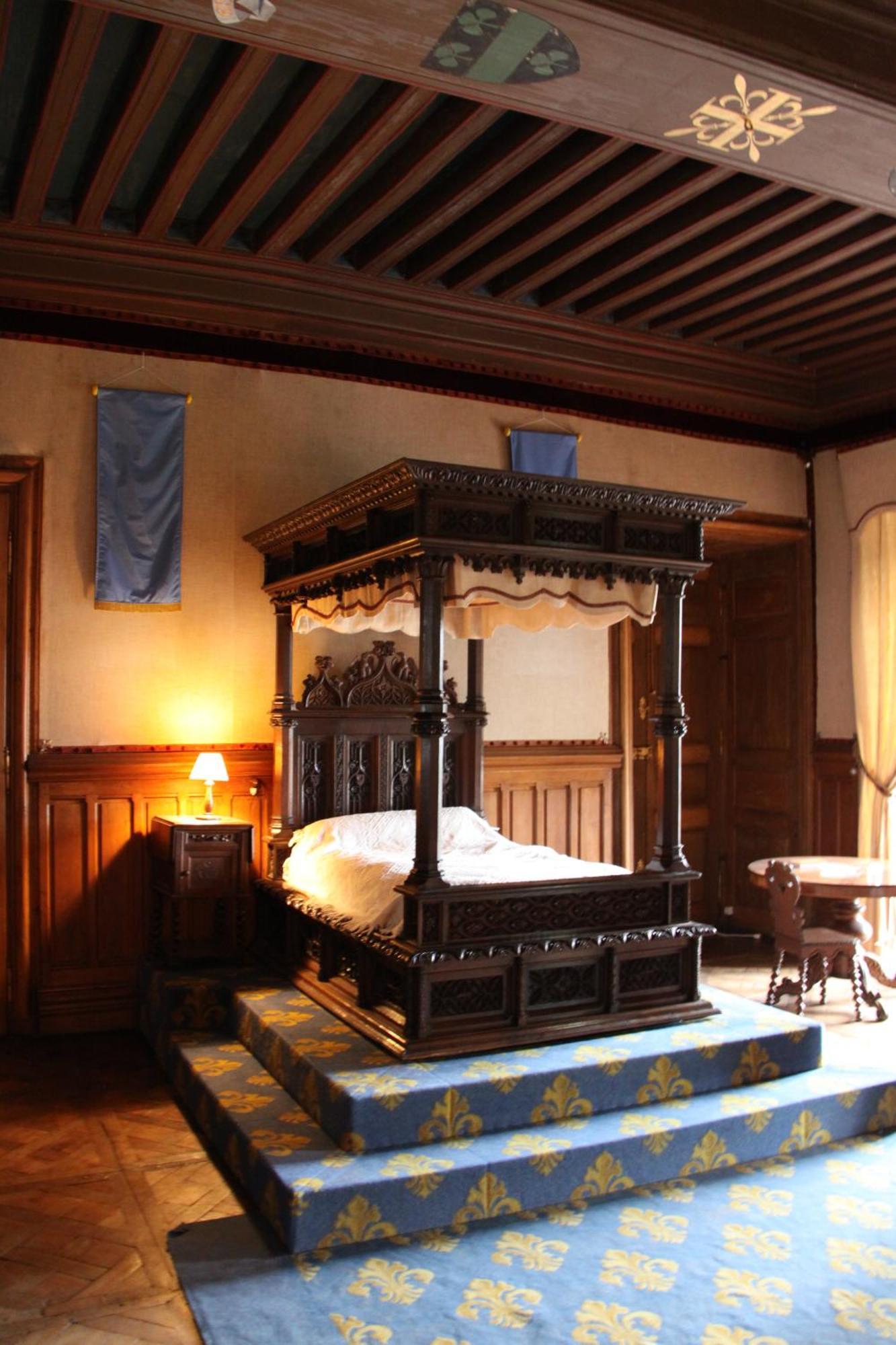 Chateau De Busset Esterno foto